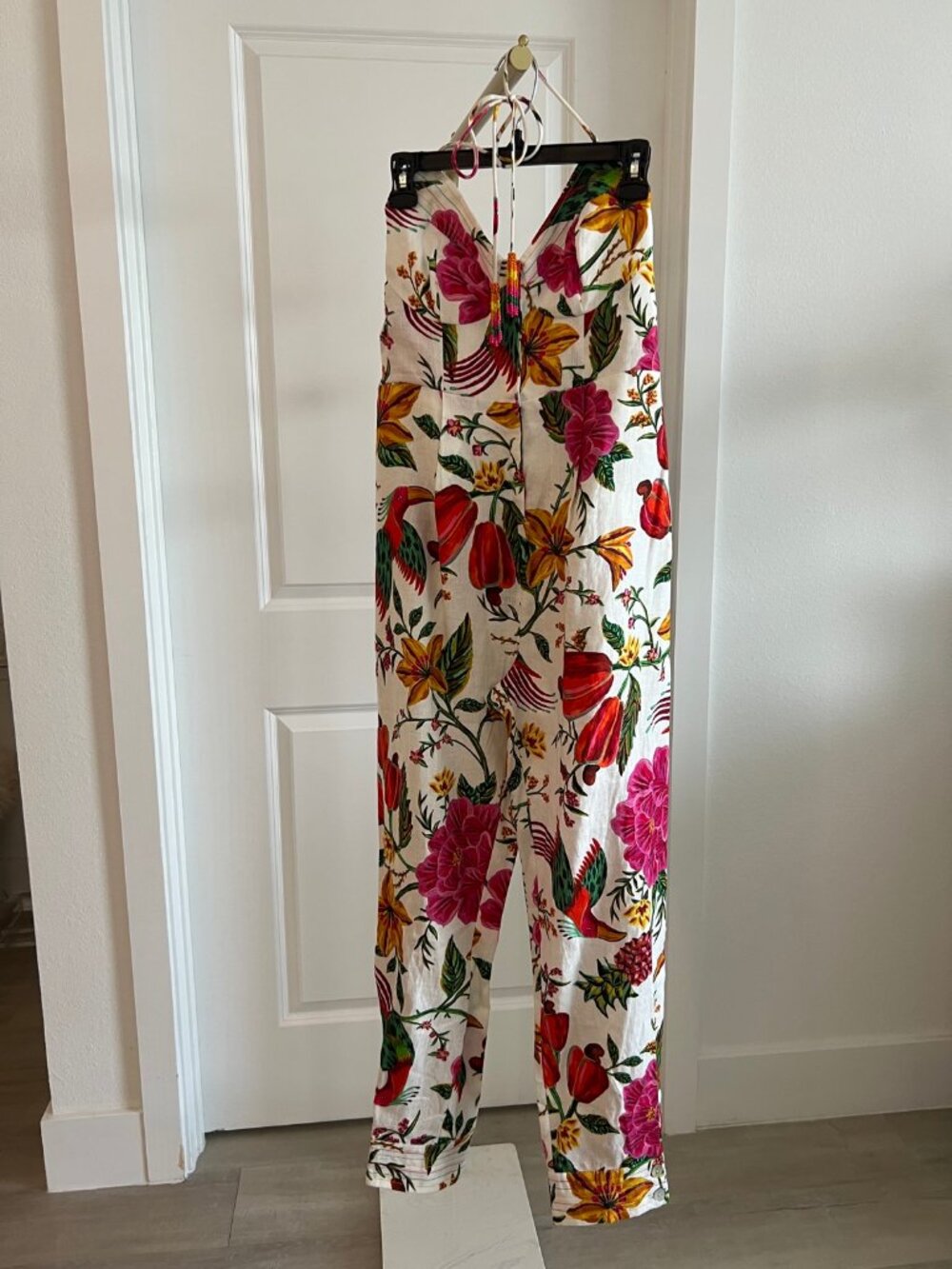 Farm Rio Toucans Garden Halter Jumpsuit M NWT 100% Linen Tropical Print